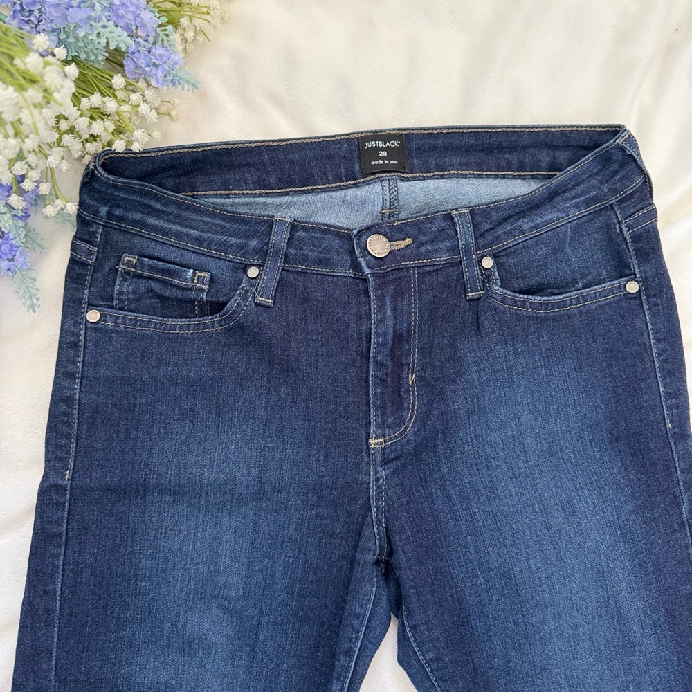 Just Black Women's  Skinny Jeans